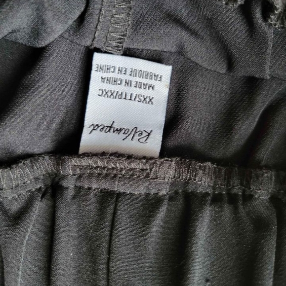 Shorts - Picture 2 of 2